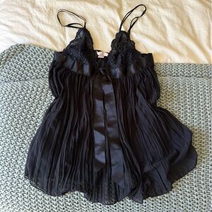 Victoria's Secret Black Lace & Pleated Chiffon Teddy